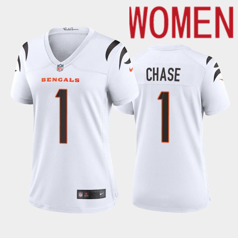 Women Cincinnati Bengals #1 Ja Marr Chase Nike White Game NFL Jersey->women nfl jersey->Women Jersey